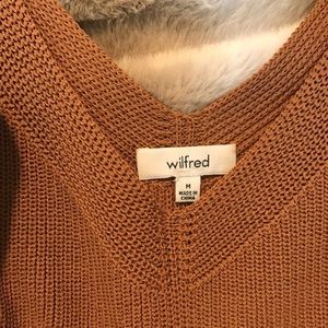 Aritzia Tops - Aritzia Wilfred Mony Knit Top Aritzia Tops - Aritzia Wilfred Mony Knit Top